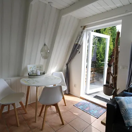 Naehe Warnemuende Эльменхорст